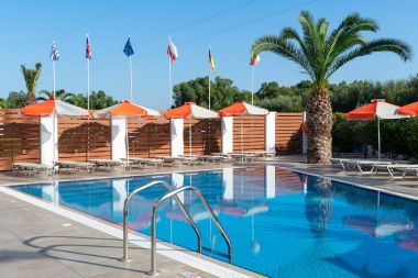 Relax Pool daytime